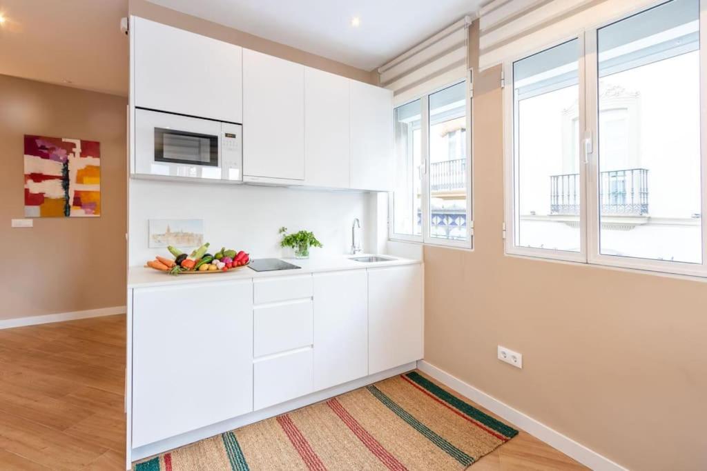 Plaza Nueva Deluxe Suite By Valcambre Севилья Экстерьер фото