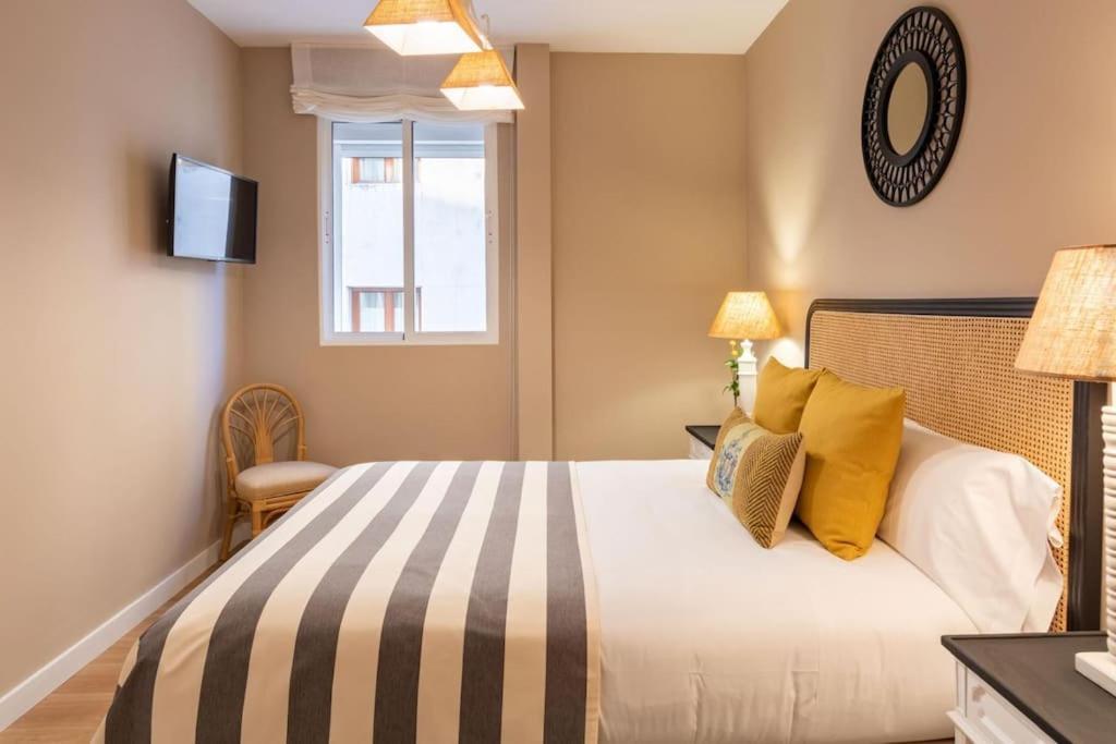 Plaza Nueva Deluxe Suite By Valcambre Севилья Экстерьер фото