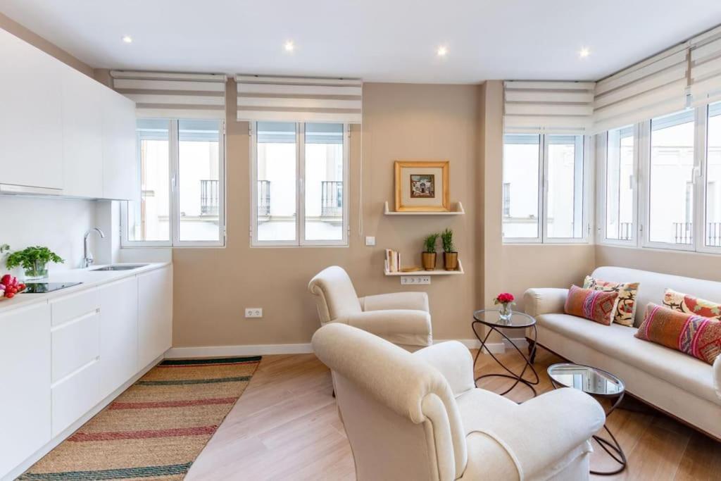 Plaza Nueva Deluxe Suite By Valcambre Севилья Экстерьер фото